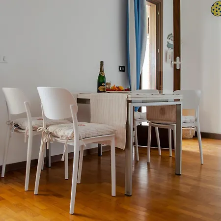 Apartment Welc-om Lignano Dock And Swimming Pool Lignano Sabbiadoro